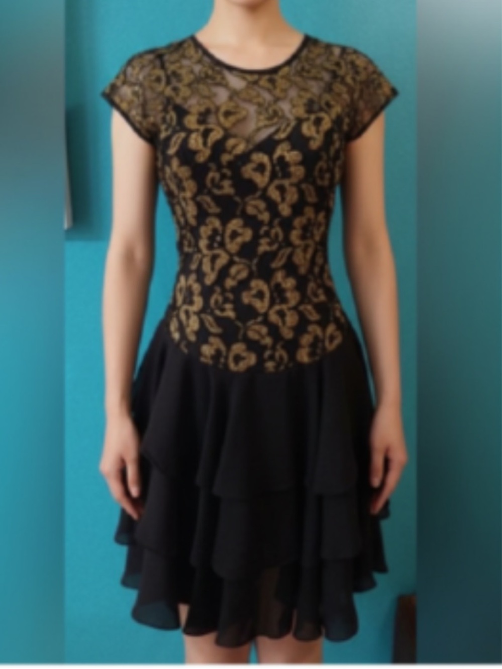 👗Vintage Late edition Black & Gold Lace Tiered Cocktail Dress